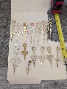 Manecillas de reloj vintage. Color dorado. - Imagen 1 de 1