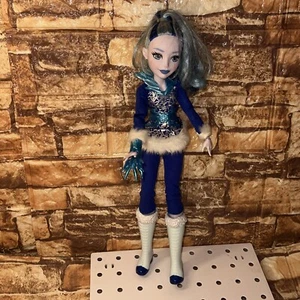 DC Superhero Girls Frost 12” Action Figure Doll Clothes Boots With Ice Blast - Picture 1 of 7