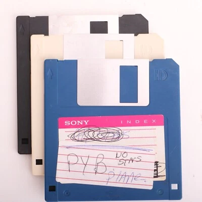 3 disquetes SONY 3,5 pulgadas formato IBM de 1,44 MB HD Foto 1 de 4