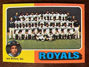 1975 Topps Baseball Card #72 KANSAS CITY ROYALS Team Checklist NRMT - Picture 1 of 2