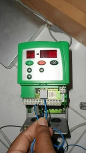 COMMANDER SE 1.5M SE11200075 1HP 0.75kW SE 11200075 ; SE-11200075 ;SE1.5M; SE15M - Picture 1 of 8