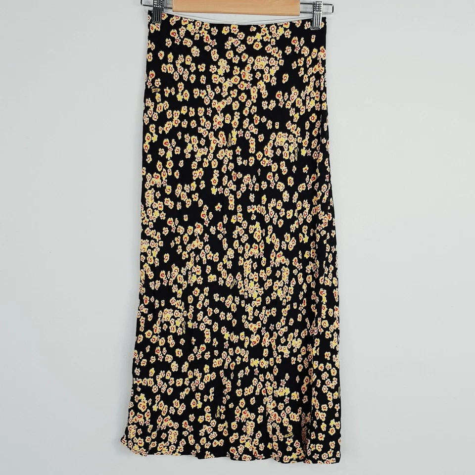 TOMMY HILFIGER Jeans Womens Size S or 10 Floral Patterned Midi Skirt - Image 1 of 4