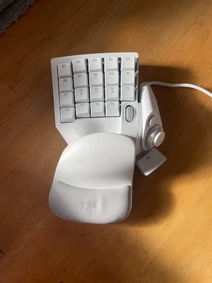 Razer Tartarus Pro Gaming Wired Keypad - Mercury - Image 1 of 4