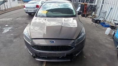 Ford Focus Lz Right Headlamp - image 1 of 4