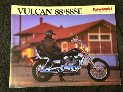 1990 川崎 Vulcan 88/88SE 摩托车销售手册数据表 VN1500-A4/B4 — 第 1/3 张图片