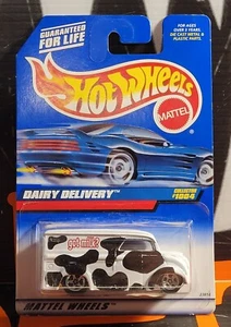1999 HOT WHEELS ** DAIRY DELIVERY ** #1004 1:64 - Picture 1 of 1