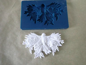Silikon Mould " Blossoming Wings " von Zuri Creativity Redefined - Bild 1 von 3