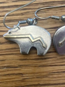 Pendientes C Perry NAVAJO Oso Con Línea Corazón Plata Esterlina Nativo Americano 6g - Imagen 1 de 6