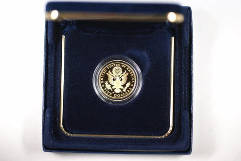 2008 Bald Eagle Commemorative Proof $5 Gold Coin w Box/COA Cover