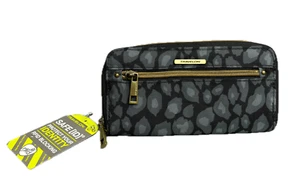 Travelon RFID Wallet Black Animal Print Clutch Wristlet 8” ~ NWT - Picture 1 of 10