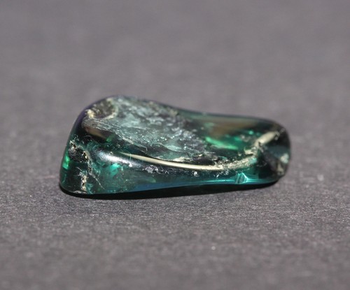 Massiv Schörl schwarzer Turmalin Rohstein 0,1KG Lebenskraft Schutzstein Zen J9A