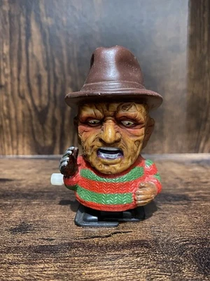 Raro juguete de cuerda vintage Freddy Krueger noche de trabajo en Elm Street Foto 1 de 2