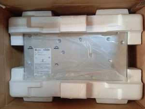 CISCO Switch WS-C3750V2-24TS-E - Afbeelding 1 van 10