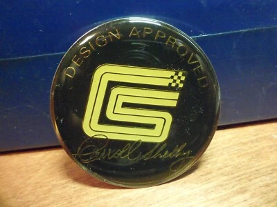 Ford Mustang Carroll Shelby GT500 SAC 2" tampa central de roda emblema preto e dourado - Imagem 1 de 4