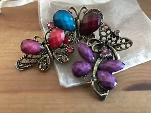 Beautiful Antique Gold Tone Metal Rhinestone Hair Clip Butterflies (2 included) - Picture 1 of 7