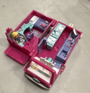 Vintage 1994 Polly Pocket Home on the Go Camper and bike NO Bike Bluebird - Picture 1 of 6