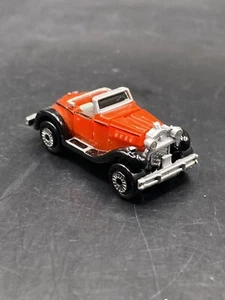 Micro Machines Galoob 1931 Super 8 Deluxe Open Doors Vintage Toy Car Red - Picture 1 of 9