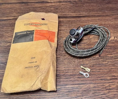 Harley Davidson Panhead FL FLH (1965-69) Button Switch Assembly  70060-66 - Image 1 of 4