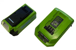 Kit batteria e caricabatterie Greenworks 40V agli ioni di litio 2,0Ah - testato, funziona benissimo - Foto 1 di 6