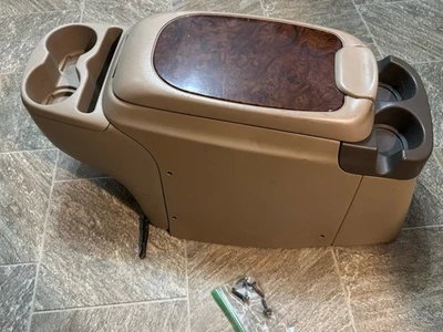 2000-2005 Ford Excursion Lariat Limited Center Console Cupholder Tan Woodgrain - Image 1 of 4