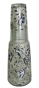 Vintage handbemalt blau/weiß Blumen Weinrebe Glas Sturz Nachttisch Dekanter Landhaus - Bild 1 von 7