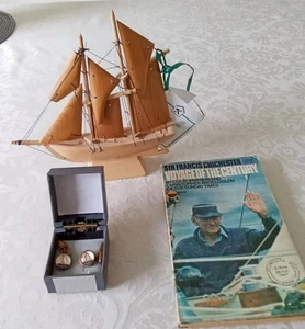 A Sailors Lot TALL SHIP, Voyage of a Lifetime & Set of Cuff links. - Picture 1 of 4