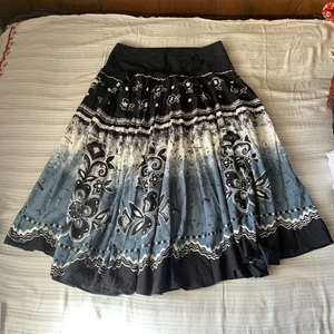 GRACE ELEMENTS Size 8 Flare Floral Skirt Glitter Tinsel 100% Cotton - Picture 1 of 13