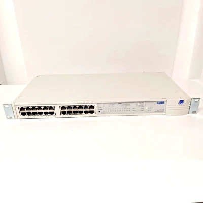 3Com 3C16611 SuperStack II Dual Speed Hub 500 24-Port 10/100 Mbps Ethernet w/PCo - Image 1 of 4