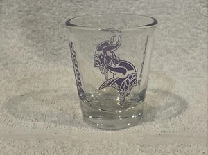 SWEET Minnesota Vikings Norse Logo 2 1/2 Inch Clear Shot Glass, LOOK-MINT! - Picture 1 of 3