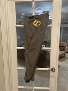 NWT Adidas Five Ten 5.10 TrailX Mountain Bike Pants Size 34 Charcoal IQ1410 $90 - Picture 1 of 4