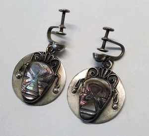Vintage mexikanische Sterlingsilber geschnitzte Abalone Azteken Maske Schraubverschluss Ohrringe - Bild 1 von 7