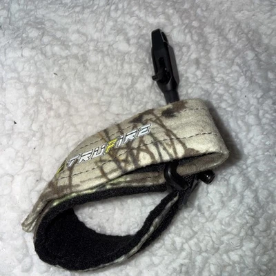 TruFire gatillo pulgar arco liberación camuflaje Foto 1 de 2