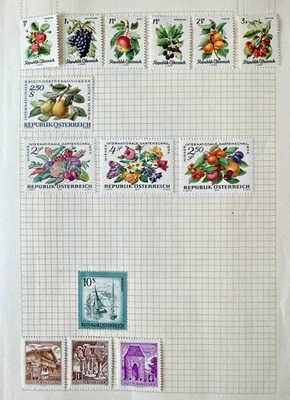 Assorted Austria Stamps on Vintage Album Pages - Mint Hinged — 第 1/4 张图片