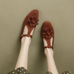 Womens Leather Round Toe T-shaped Buckle Mid Mouth Shoes Retro Flat Tassel Shoes - Picture 1 of 27