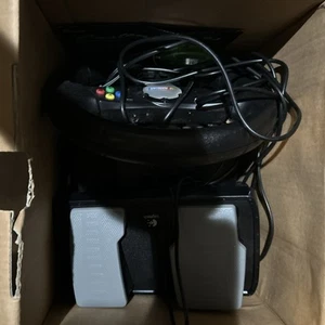 Logitech Nascar Racing Wheel und Pedale für Xbox 2004 Open Box gebraucht - Bild 1 von 4