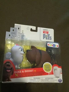 Figuras de acción The Secret Live of Pets Duke & Gidget Toys R Us exclusivas NUEVO SIN USAR, EN CAJA - Imagen 1 de 3