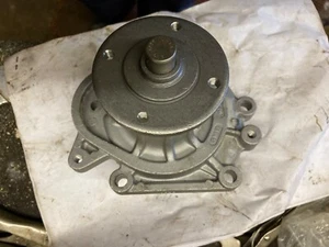 GMB Water Pump - GWT-61A - Toyota HiAce, Dyna, LandCruiser, Hilux, Cressida - Picture 1 of 8