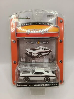 2006 Greenlight Muscle Car Garage 1970 Oldsmobile 442 - Image 1 of 2