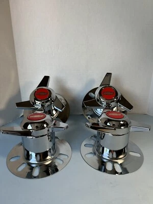 (4) TAPAS CENTRALES GIRATORIAS BARRIDAS 3 BARRAS 5 TACOS CRAGAR SST RUEDAS VINTAGE 3,17" OD, RGC Foto 1 de 4