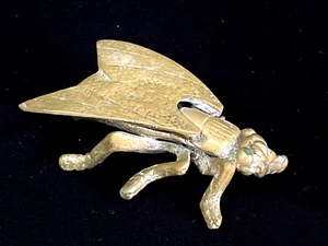 Vintage Brass Housefly Ashtray or Trinket Box with Flip Wings - Picture 1 of 9
