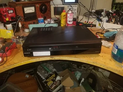 Sony RDR-VX535 DVD / VCR Recorder With Remote - Tested And Works Great! - Image 1 of 4