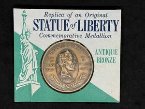 Estatua de la Libertad Presentada 7/4/1884 60mm Antiguo Medallón Conmemorativo de Bronce - Imagen 1 de 5