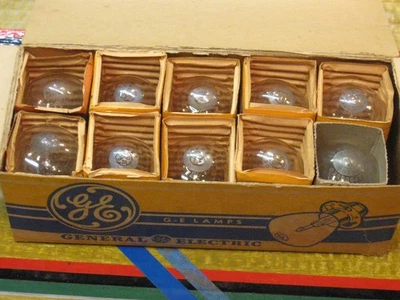 VINTAGE G.E. #2330 Bombillas de luz 6-8 voltios hechas en Estados Unidos. (10) Foto 1 de 3