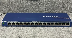 Netgear Switch, Pro Safe 16 Ports 10/100 FS116 In Blue Color With Power Adapter - Picture 1 of 20