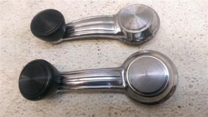 Pair of Front Manual Window Cranks for 1984 Pontiac Grand Prix 2 Door - Picture 1 of 12