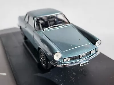 Diecast 1990's Italian newstand collection ABARTH 2600 COUPÉ mint/box - Immagine 1 di 4