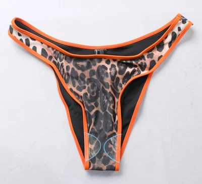 Parte inferior de bikini EH6 con estampado animal talla 8 con encuadernación en contraste de Leo Design de ASOS Foto 1 de 3