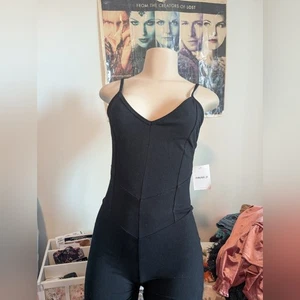 NWT Forever 21 Black Sleeveless Jumpsuit Bodysuit Size Large - Picture 1 of 10