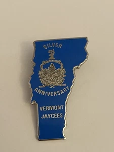Vermont Jaycees Silver Anniversary Lapel Pin P110 - Picture 1 of 4