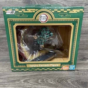 Demon Slayer Kimetsu No Yaiba 4 Inch Statue Ichiban - Shake The Sword Tanjiro - Picture 1 of 5